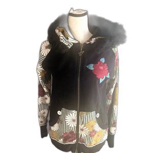 Truth Soul Armour woman's sweat shirt removable faux collar detailed artsy Med.